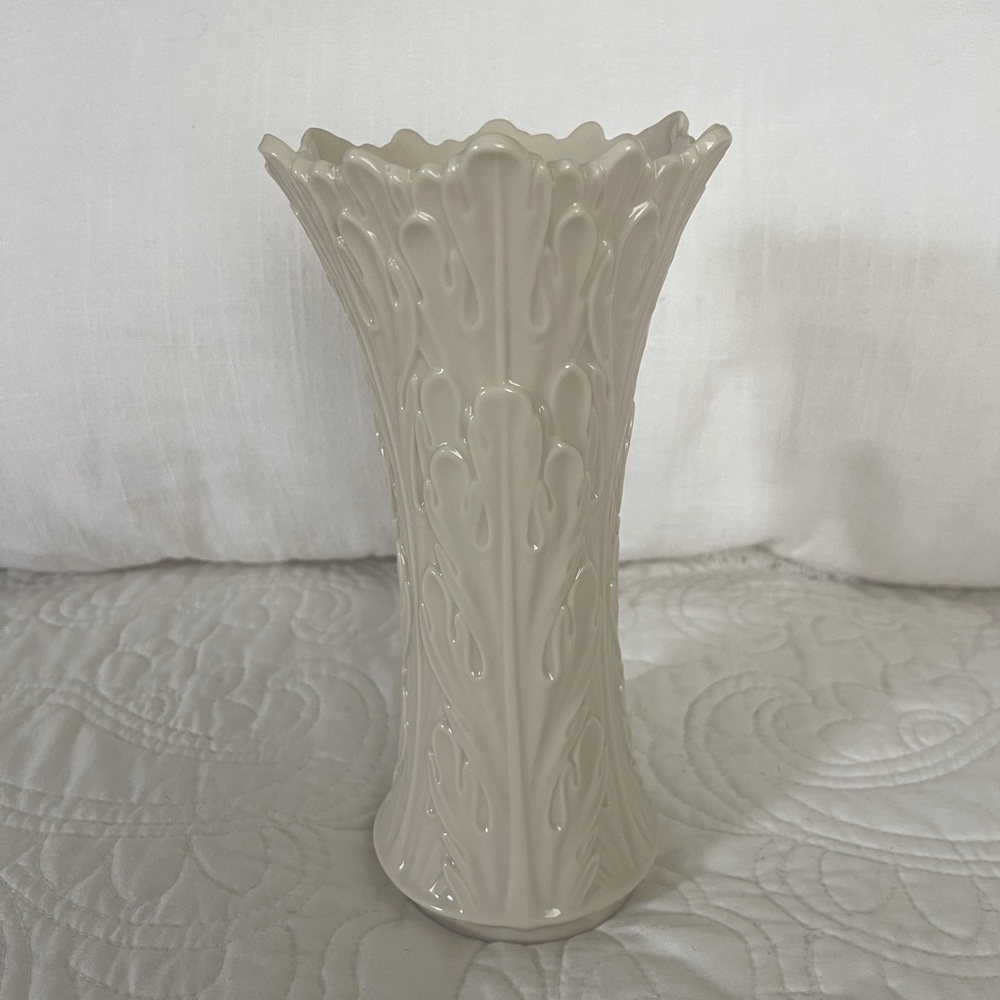 Lenox chine Woodland Vase  Collection